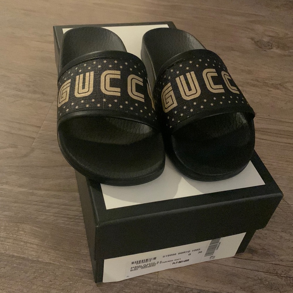 BRAND NEW WITH BOX GUCCI SLIDES SIZE 36
